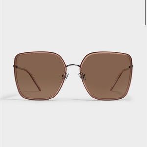 Brand new Gentle Monster Sunglasses in Mumu